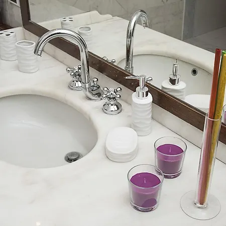Vakantiehuis Visconti Holiday House, Luxury With Jacuzzi *