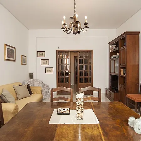 Visconti Holiday House, Luxury With Jacuzzi