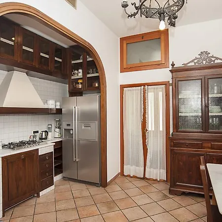 Vakantiehuis Visconti Holiday House, Luxury With Jacuzzi *